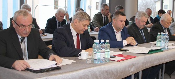Radni w Brzozowie nie obniżyli sobie diet (VIDEO)