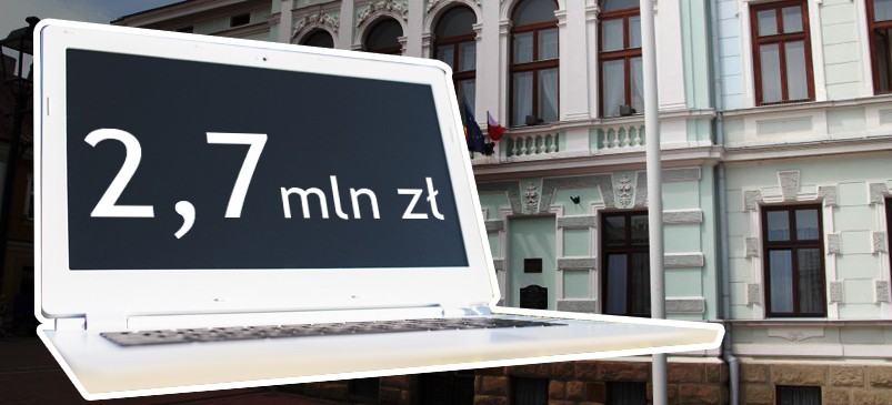 Sanok straci kolejne pieniądze. „Afera laptopowa” pochłonie blisko 3 mln zł (ZDJĘCIA)