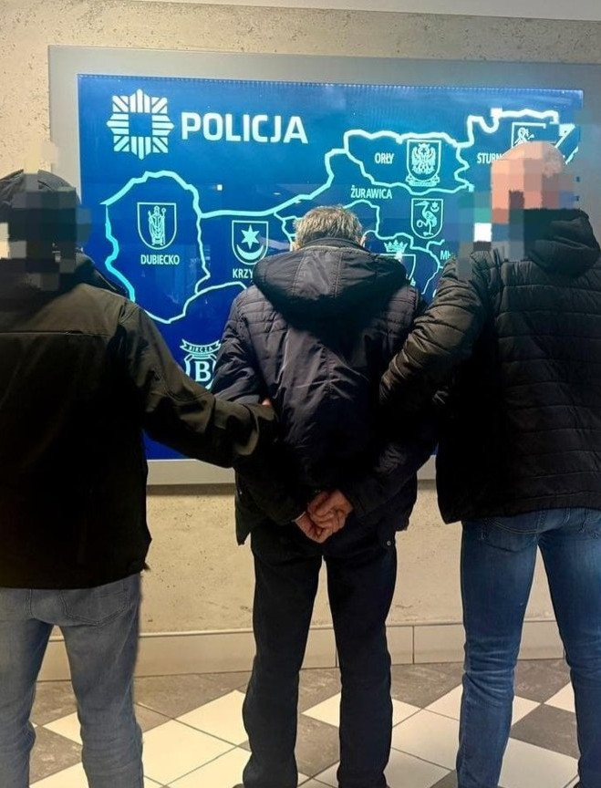 MEDYKA: Prowadził mercedesa pod wpływem alkoholu. 62-latek deportowany