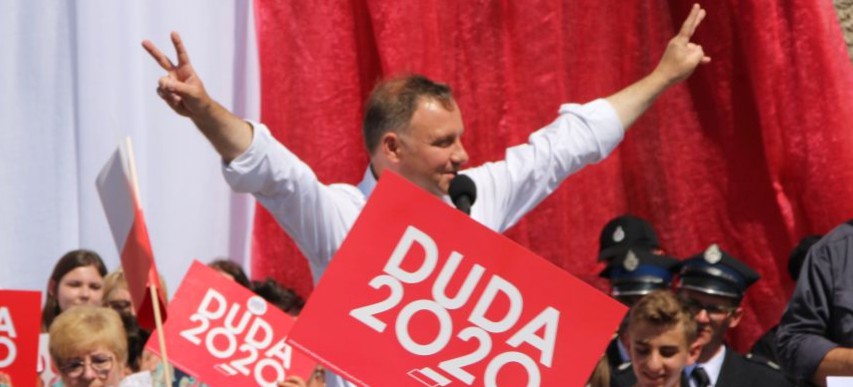 Duda nokautuje Trzaskowskiego w Jasienicy Rosielnej