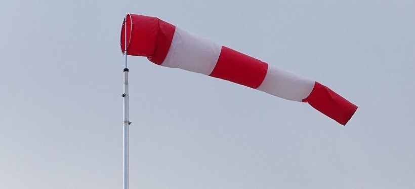 Uwaga! Wydano ostrzeżenie meteorologiczne przed silnym wiatrem!