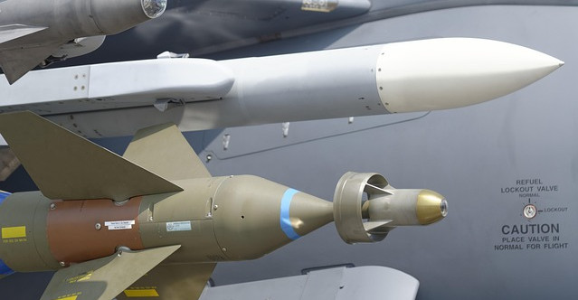 Dron czy Polska rakieta spadła na dom w Wyrykach? „Rzeczpospolita” podaje nowe informacje
