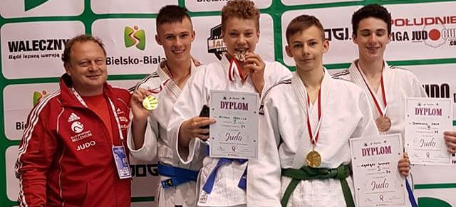 Kolejne medale młodych judoków Millenium Rzeszów (FOTO)