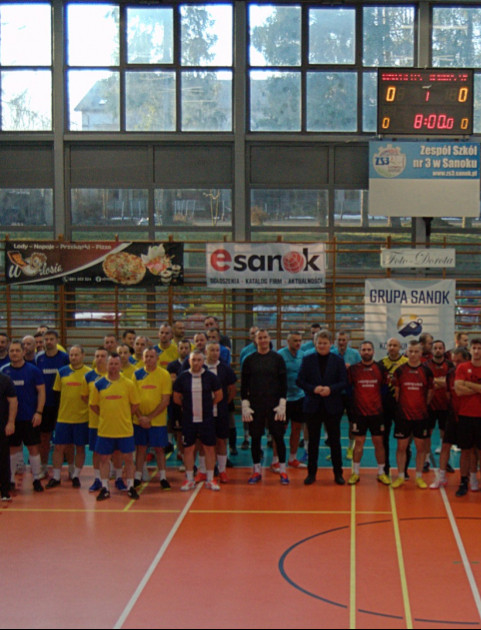 Sport, pomoc i wielkie serca. Za nami VII Charytatywny Turniej Mikołajkowy SHLPN w Sanoku [VIDEO, ZDJĘCIA]