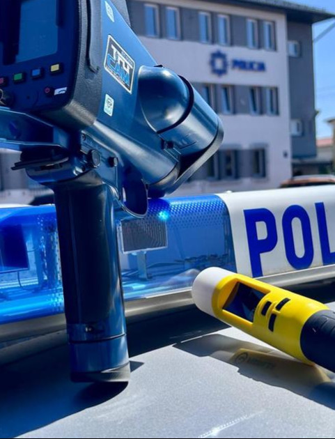 BIESZCZADY: Jechał 110 km/h w terenie zabudowanym. Stracił prawo jazdy