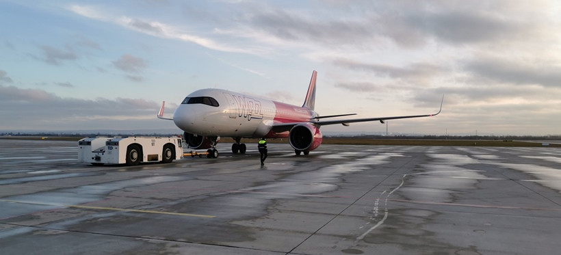 JASIONKA. Wizz Air zainaugurował loty do Eindhoven! (ZDJĘCIA)