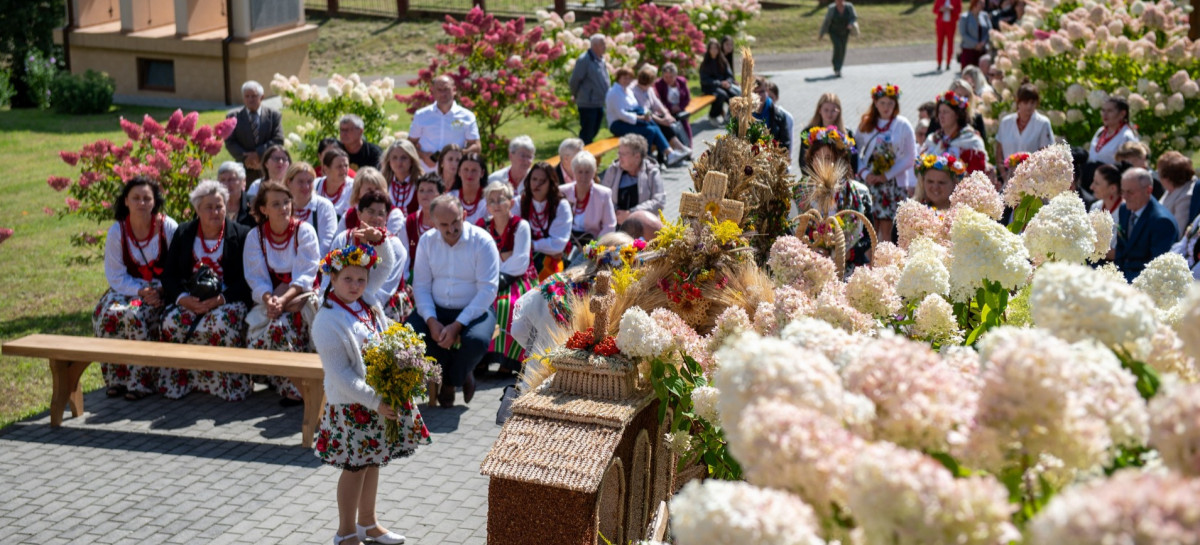 Dożynki Parafialne w Hłomczy. Dziękczynienie za plony i wspólne świętowanie (VIDEO, ZDJĘCIA)