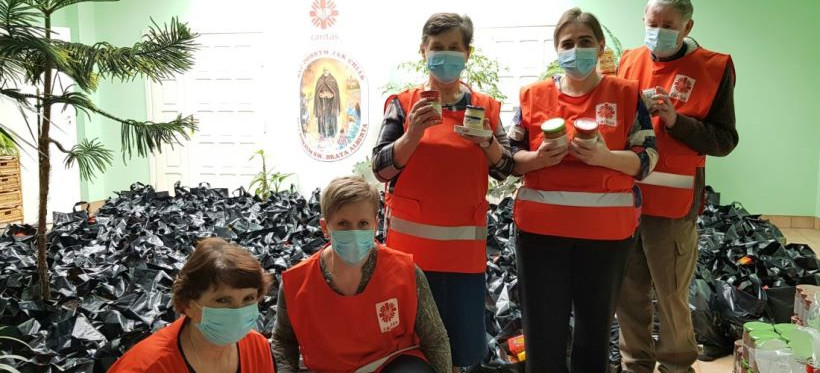 Pomoc rzeszowskiej Caritas: 1000 wielkanocnych paczek dla ubogich