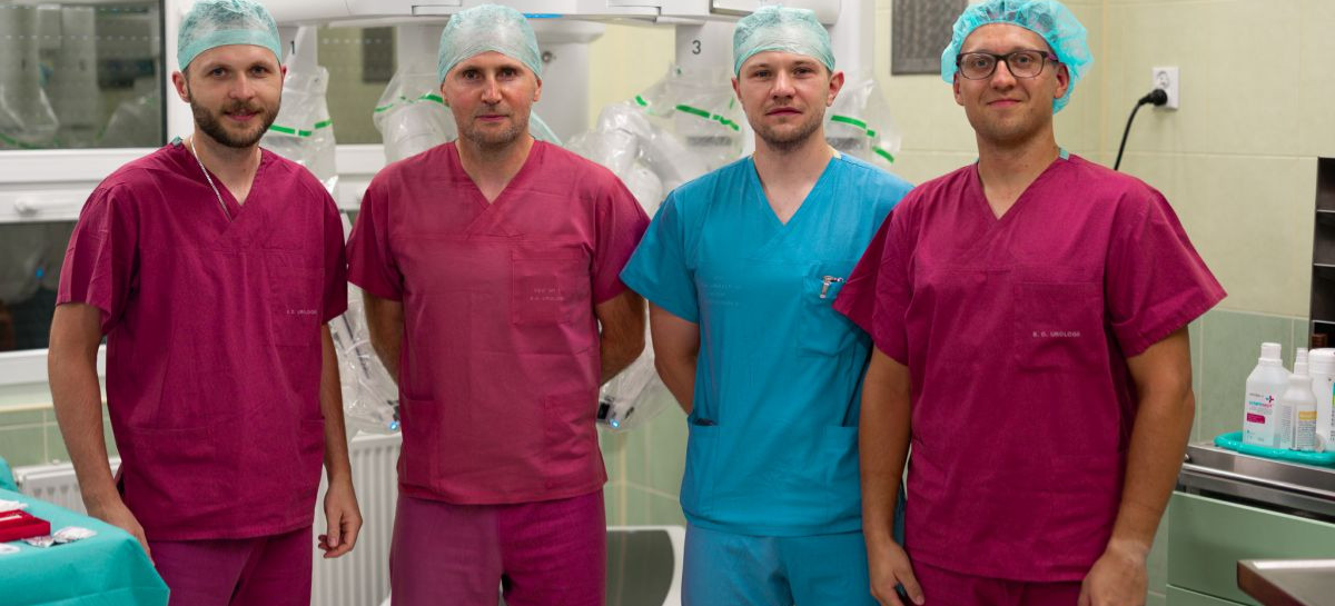 Pierwsze robotyczne resekcje przełyku na Podkarpaciu. Chirurdzy z Rzeszowa użyli systemu da Vinci Xi [ZDJĘCIA]