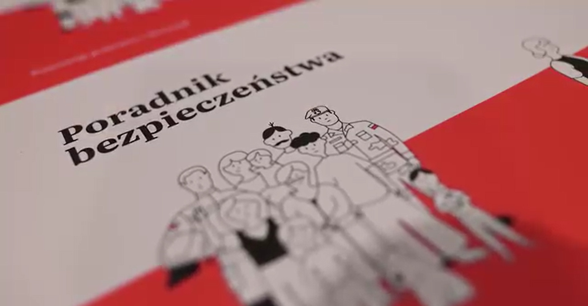 Wiedza, która może uratować życie: Do Polaków trafiają nowe Poradniki Bezpieczeństwa