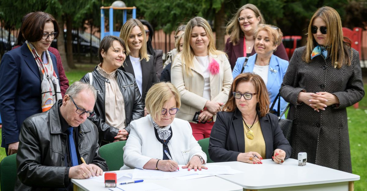 PODKARAPCIE: Miliony na powstanie 23 placów zabaw dla dzieci