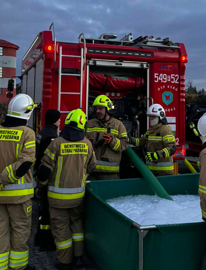 ZAGÓRZ: Szeregi strażaków-ratowników rosną w siłę. Mają nowych kierowców! [ZDJĘCIA]