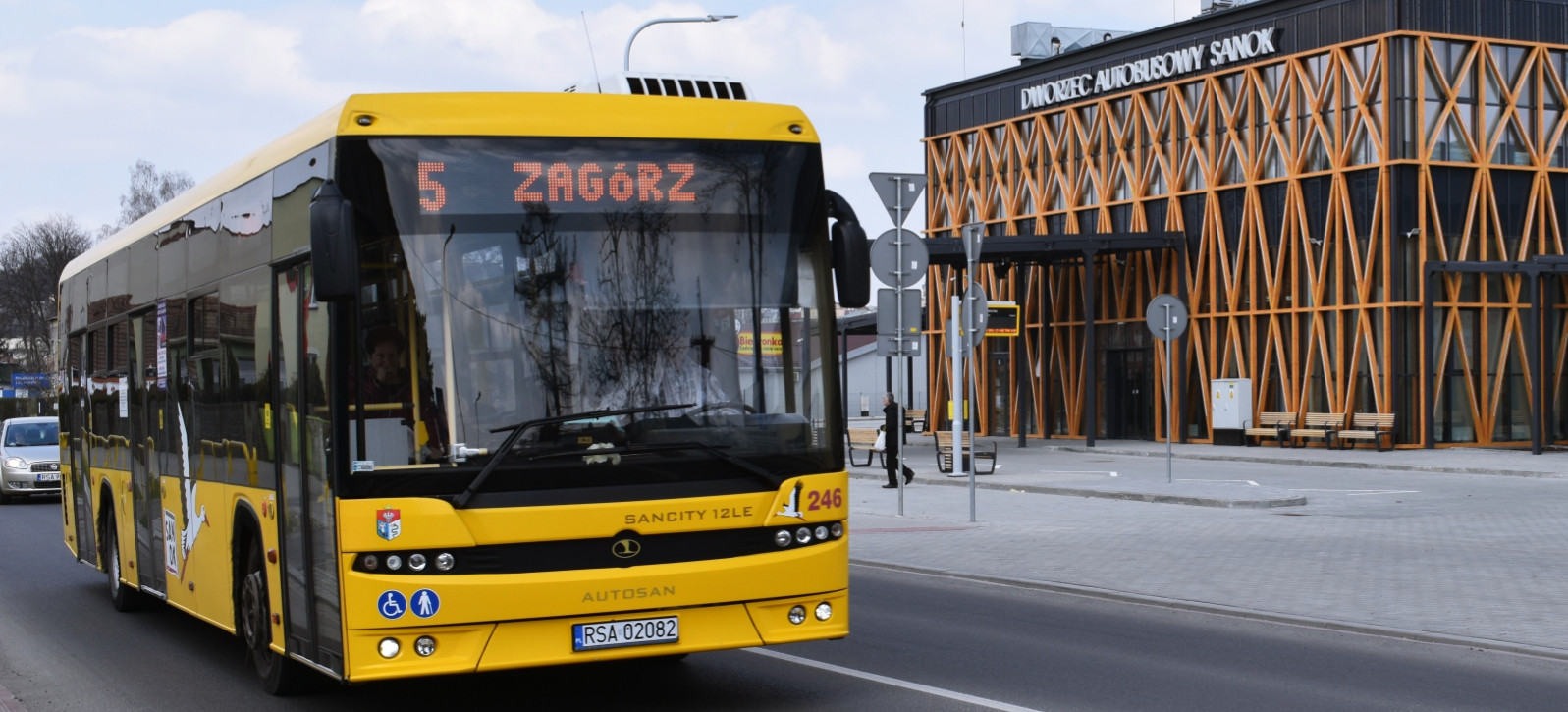 Dodatkowe kursy komunikacji miejskiej na Wszystkich Świętych