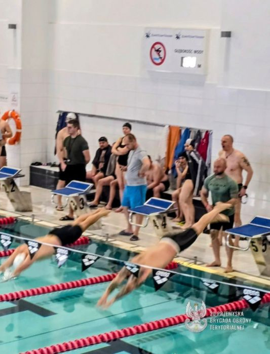 SANOK: Mistrzostwa Przemyskiej Brygady WOT w pływaniu [ZDJĘCIA]