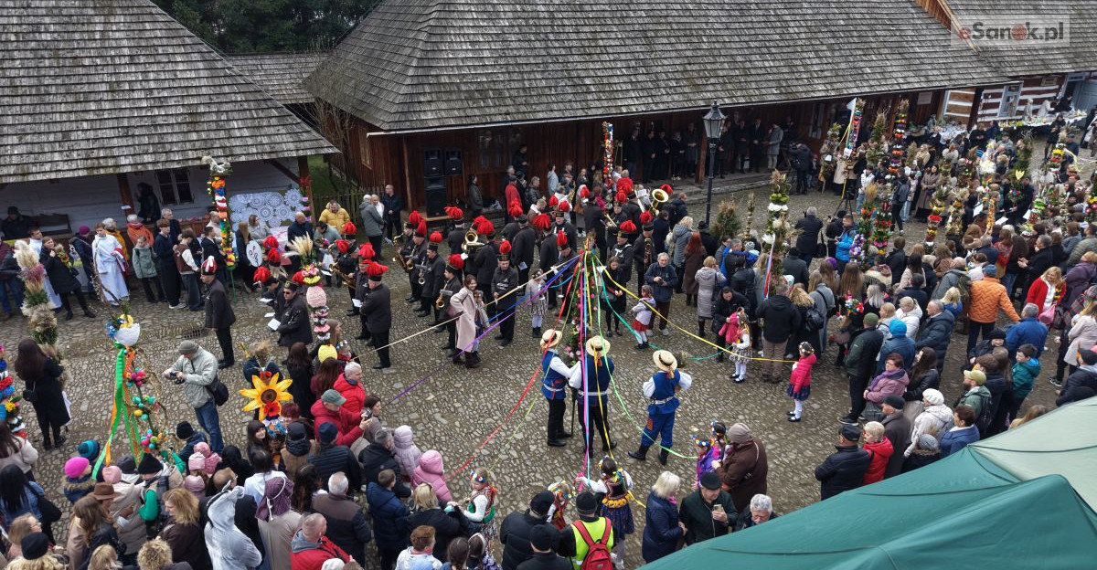 Tłumy na sanockim skansenie. Za nami wyjątkowa Niedziela Palmowa [VIDEO, ZDJĘCIA]