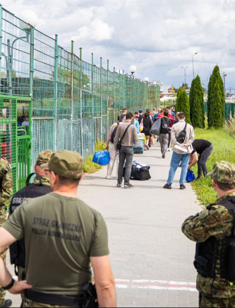 Polska wydaliła 15 obywateli Ukrainy. Powrót do domu i zakaz wjazdu (VIDEO, ZDJĘCIA)