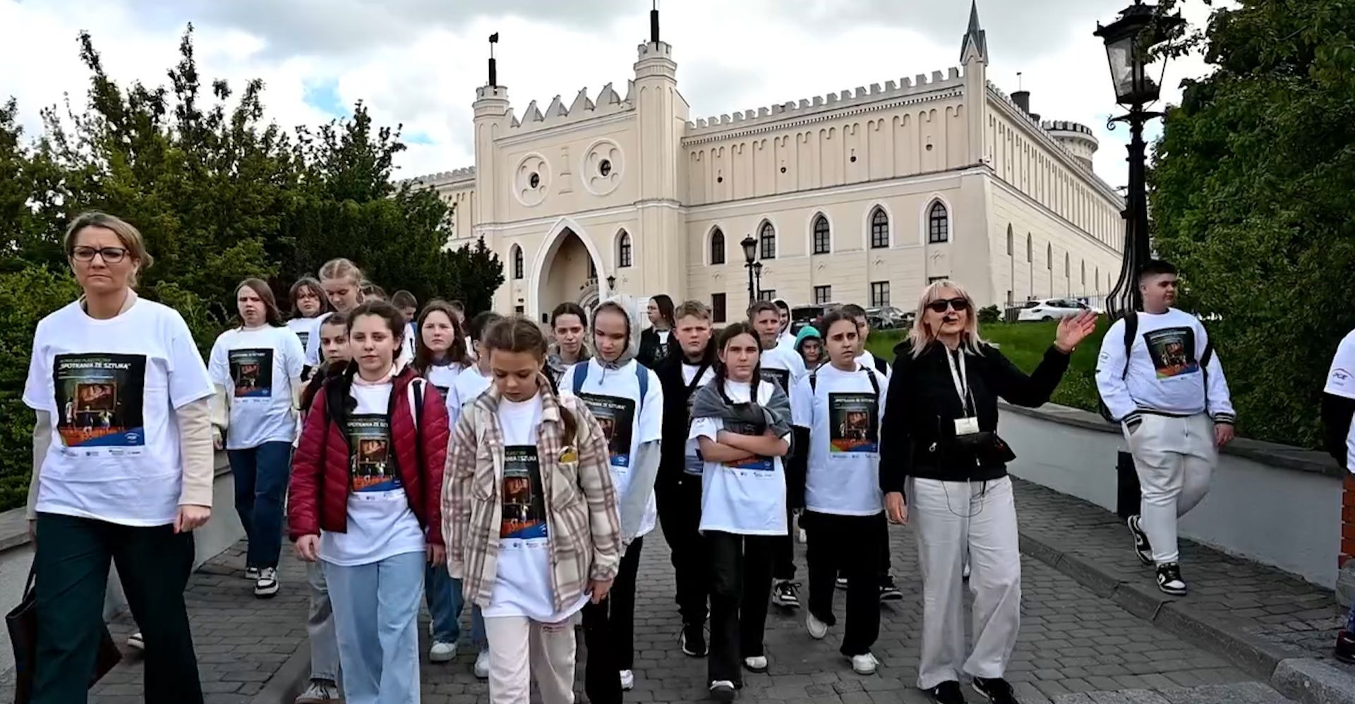 Uczennica z Izdebek z I miejscem w ogólnopolskim konkursie! Teraz liczy się Wasze wsparcie (VIDEO)