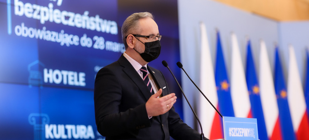 Minister zdrowia: Materializuje się czarny scenariusz rozwoju pandemii (VIDEO)