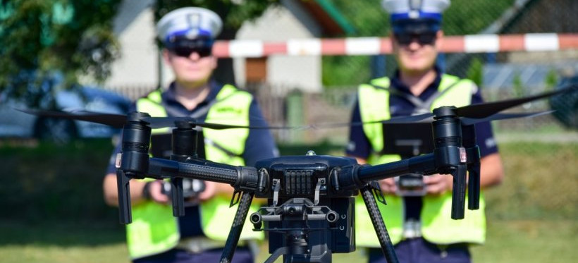 Policyjny dron w kolejnych działaniach na drogach Podkarpacia (ZDJĘCIA)