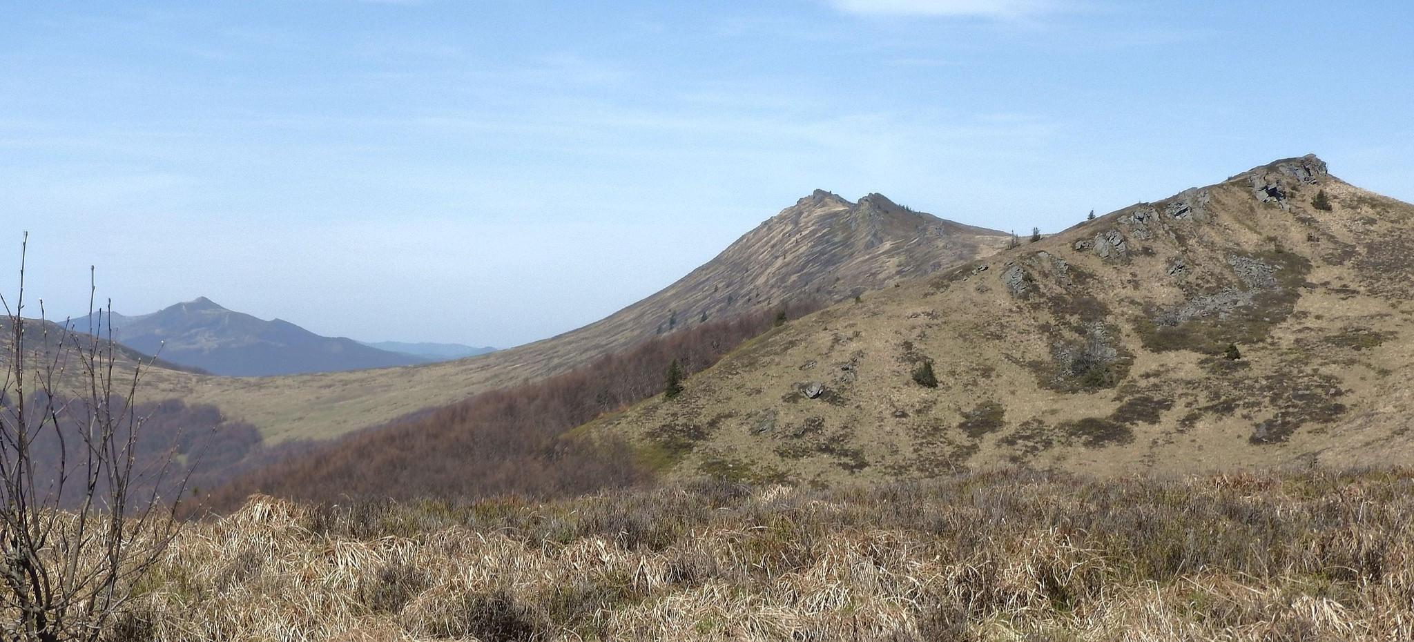 BIESZCZADY: Uwaga! Wysokie zagrożenie pożarowe na połoninach