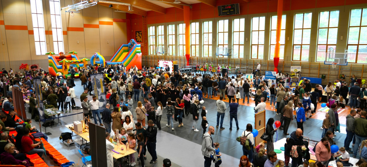 Eksperymenty, edukacja i rozrywka i pokazy – tłumy na Festiwalu Nauki i Zabawy (ZDJĘCIA)