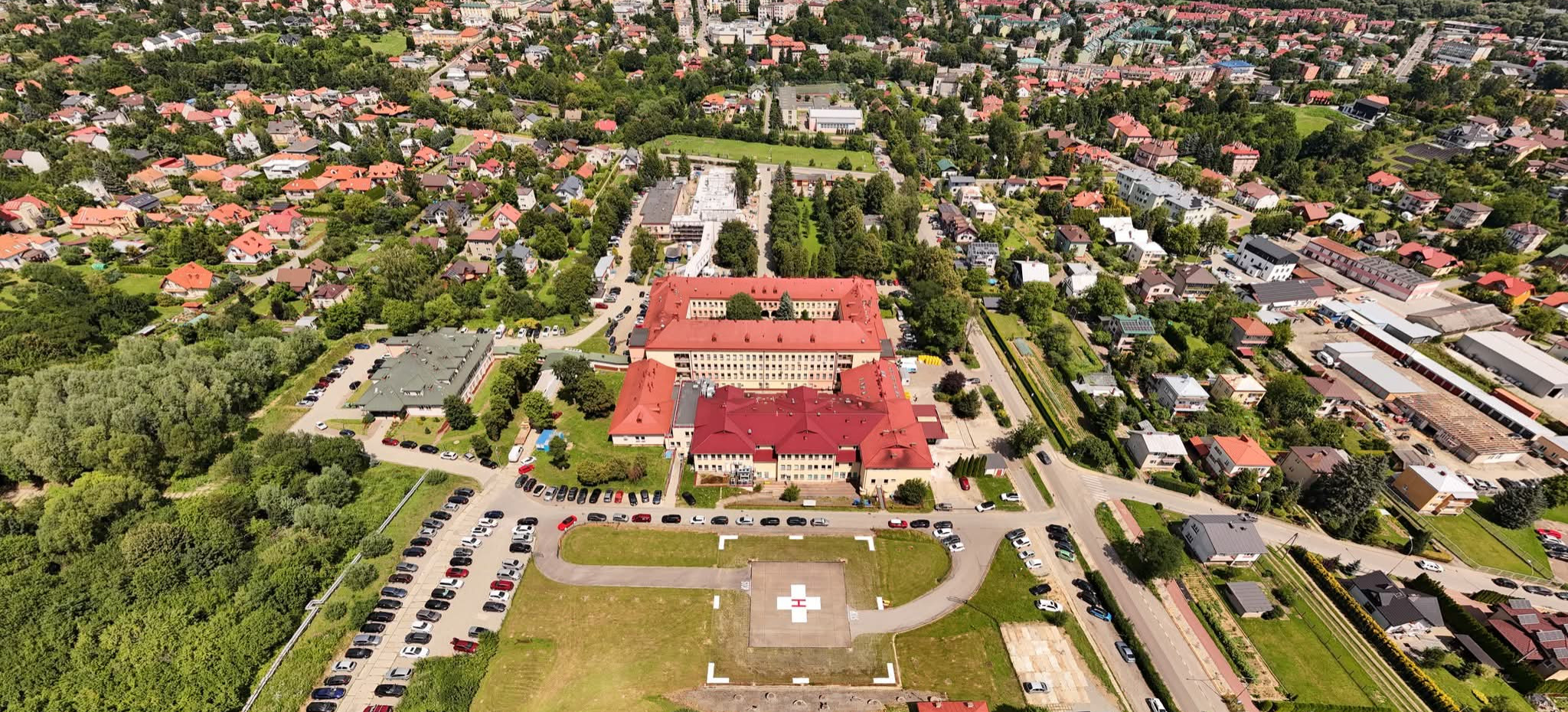 SANOK: Dyrektor SPZOZ odpiera dezinformację o likwidacji szpitala. Wydano oświadczenie