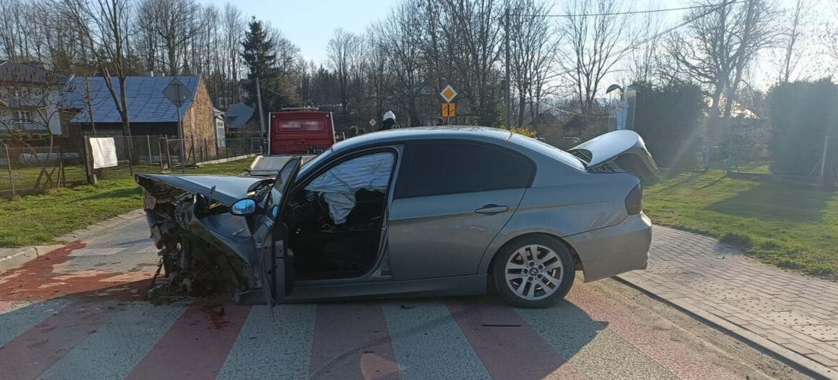 PODKARPACIE: Drift 21-latka zakończony kolizją