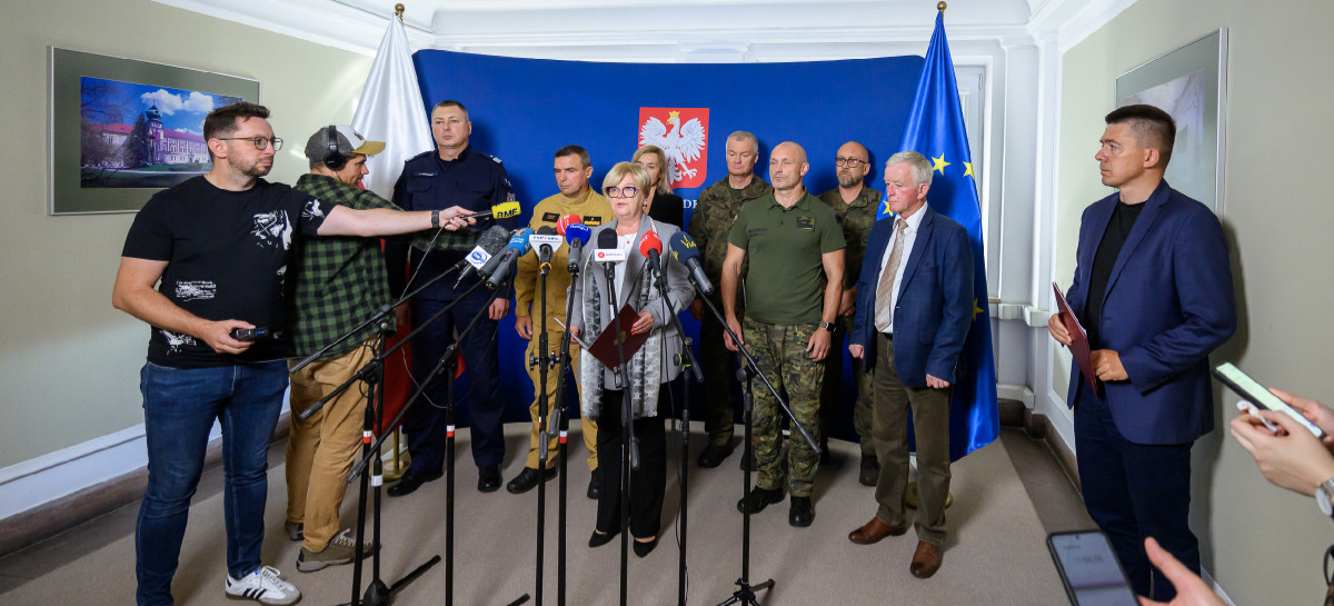 Naruszenie polskiej przestrzeni powietrznej. Służby w gotowości, sytuacja pod kontrolą