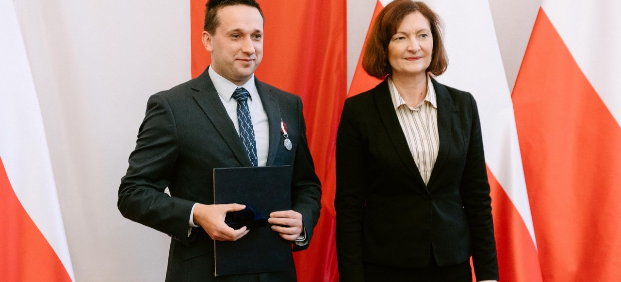 Burmistrz Brzozowa wyróżniony Odznaką Honorową Za Zasługi Dla Samorządu Terytorialnego (ZDJĘCIA)