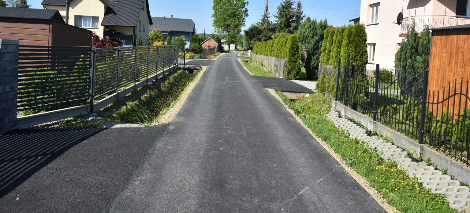 Inwestycje drogowe w gminie Brzozów (ZDJĘCIA)