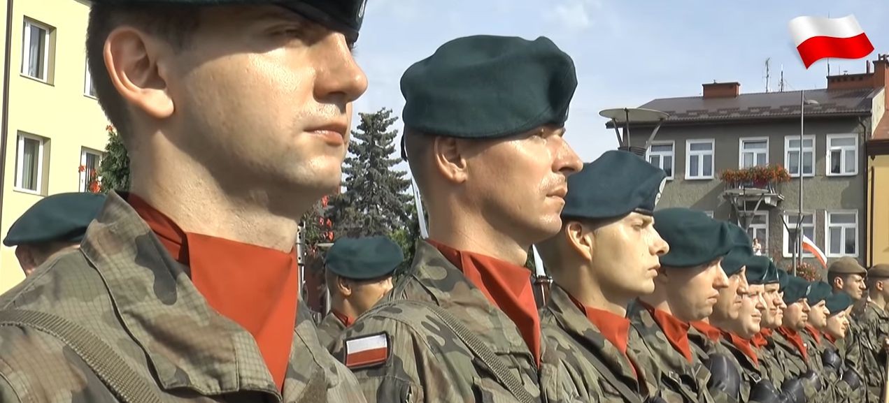 Zobacz relację video z wojskowego święta w Brzozowie (FILM, ZDJĘCIA)