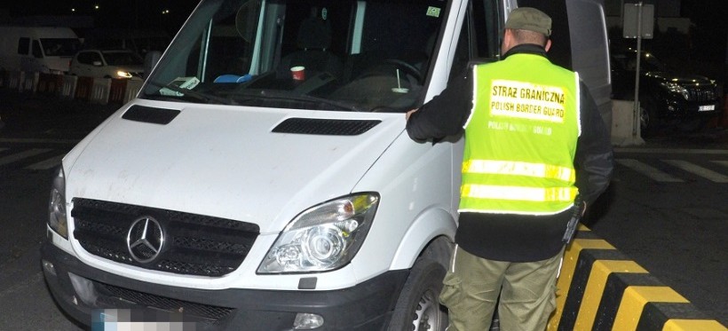 GRANICA: Zatrzymano skradzione auta o wartości 120 tysięcy złotych (FOTO)