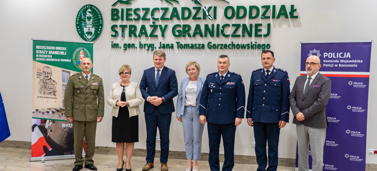 Klasy mundurowe w IV LO w Sanoku od września! (ZDJĘCIA)