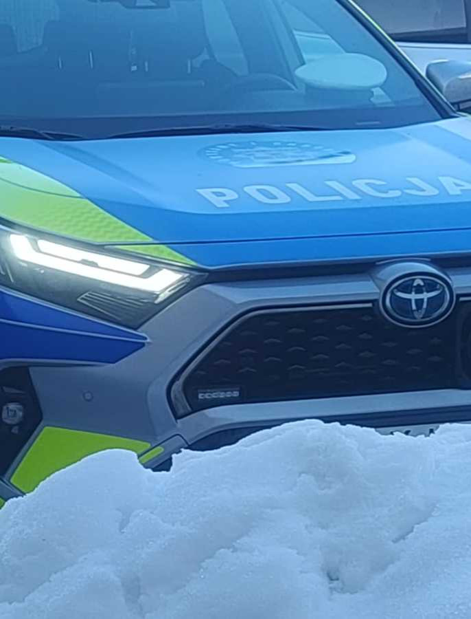 Kompletnie pijany wiózł rodzinę w Bieszczadach. Miał blisko 3 promile