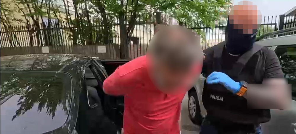 23-latek zaatakowany nożem przez partnera matki