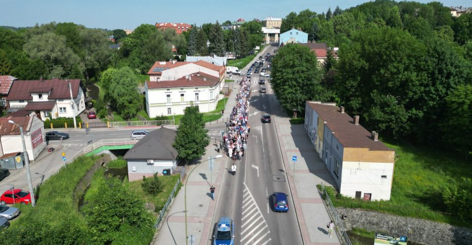 Uroczyste obchody rocznicy Męskiego Różańca (VIDEO Z DRONA, ZDJĘCIA)