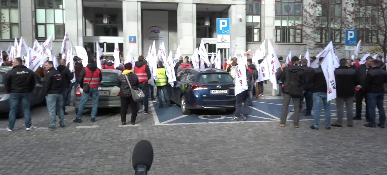 Ratujmy polskie wydobycie węgla! Konferencja przed siedzibą PGE w Warszawie (VIDEO)