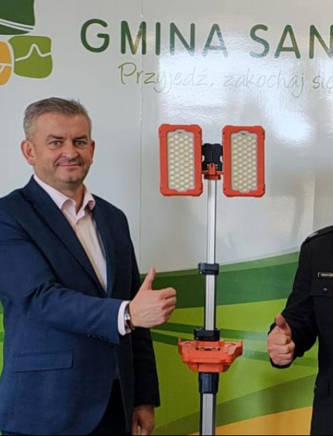 OSP Hłomcza wzbogaciła się o nowoczesny sprzęt ratowniczy [ZDJĘCIA]