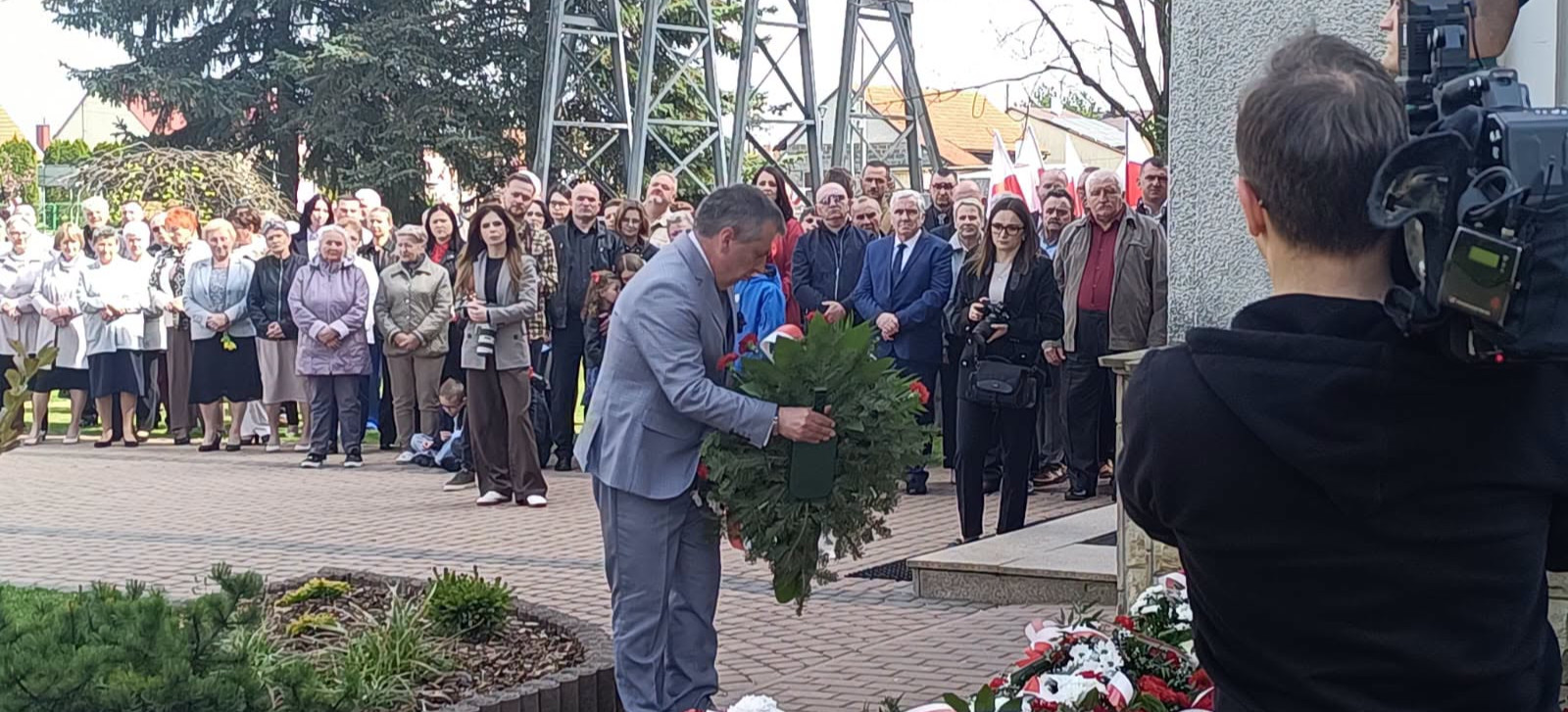 Hołd dla pomordowanych. Obchody 81. rocznicy pacyfikacji Wiązownicy