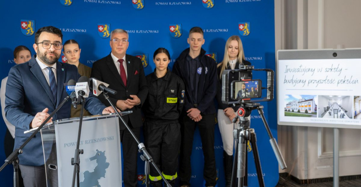 Powiat Rzeszowski inwestuje w szkoły i lepszy start młodzieży [ZDJĘCIA]