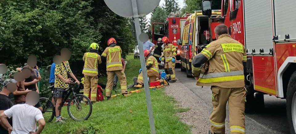 Wypadek w Pobiednie. Dwie osoby poszkodowane (FOTO)