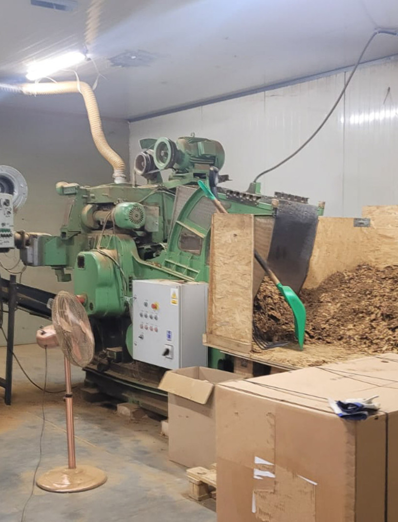 Rozbito gigantyczną fabrykę papierosów. Towar wart 9 milionów złotych