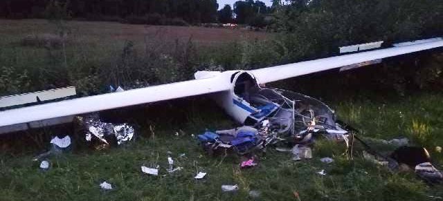 Wypadek szybowca! 18-letni pilot w ciężkim stanie (ZDJĘCIA)