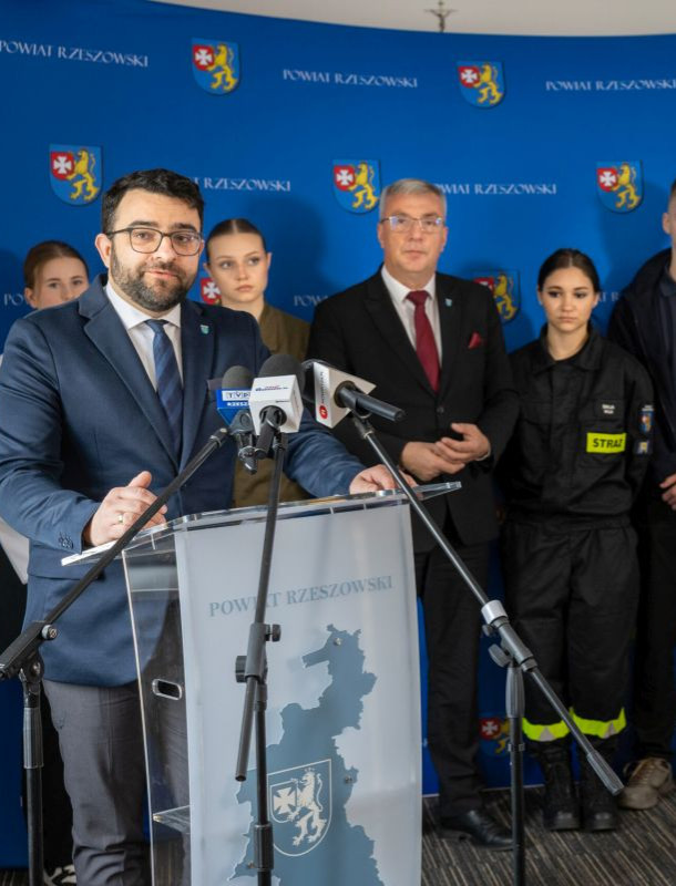 Powiat Rzeszowski inwestuje w szkoły i lepszy start młodzieży [ZDJĘCIA]