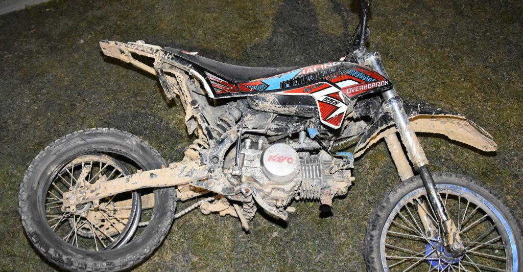 Pijany 17-latek rozbił motocykl w Pruchniku. Jechał bez kasku, prawa jazdy i ubezpieczenia