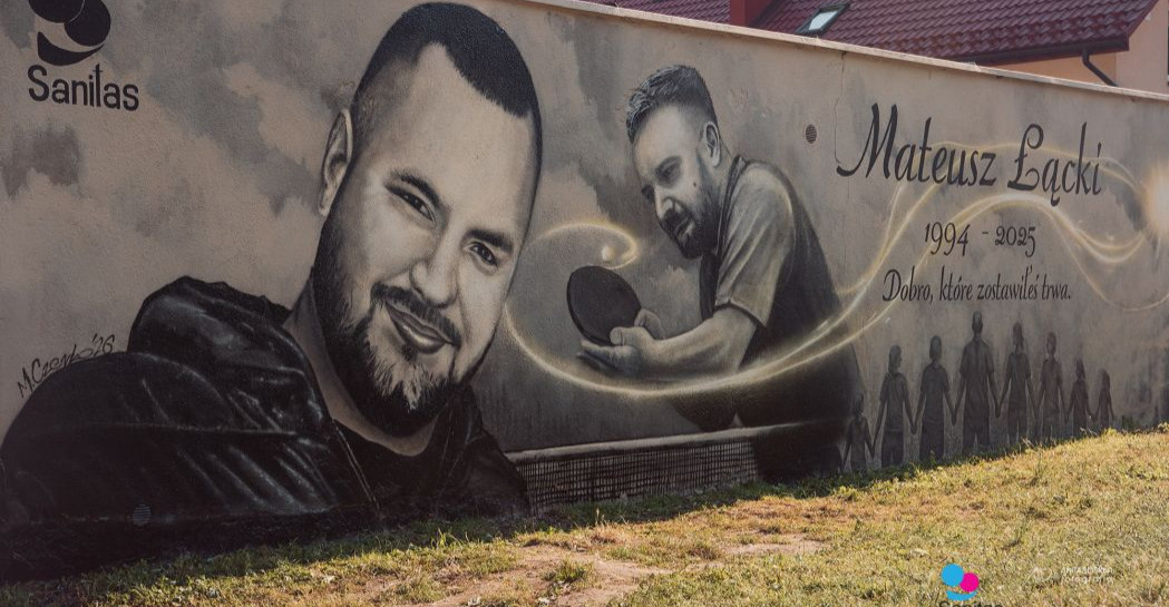 „Dobro, które zostawiłeś trwa”. W Sanoku powstał mural pamięci Mateusza Łąckiego [VIDEO, ZDJĘCIA]