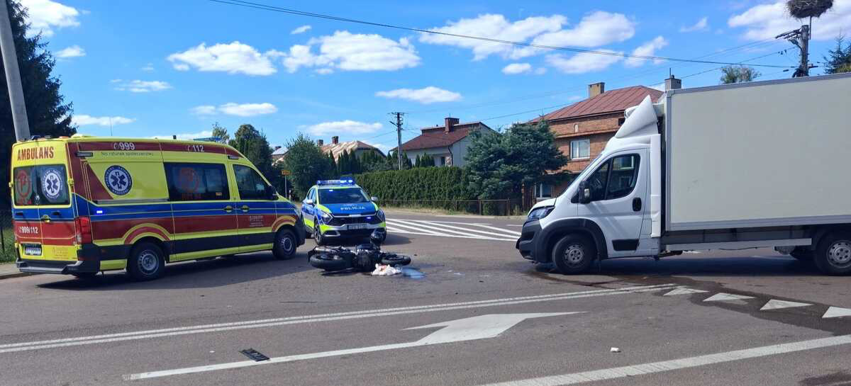 Dwa zdarzenia z udziałem motocyklistów. Dwie osoby trafiły do szpitala