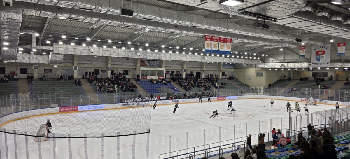 HOKEJ: STS Sanok bez szans w starciu z mistrzem Polski. Jutro kolejny trudny rywal w Arenie