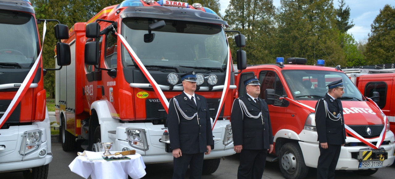6 nowych wozów strażackich w gminie Dydnia (ZDJĘCIA)