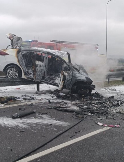 Tragiczny wypadek na S19. Jechał pod prąd, zginął na miejscu [ZDJĘCIA]